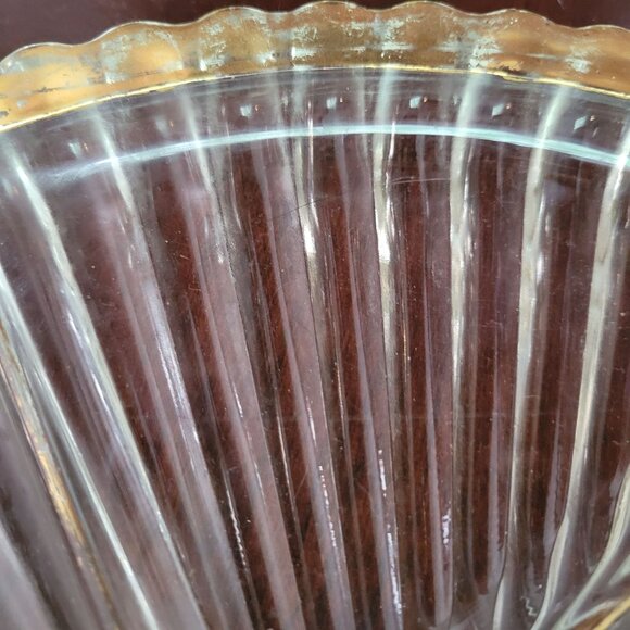 Vintage Glass Divided Serving Tray With Gold Trim Round 11 Inches Elegant Party - Picture 3 of 5